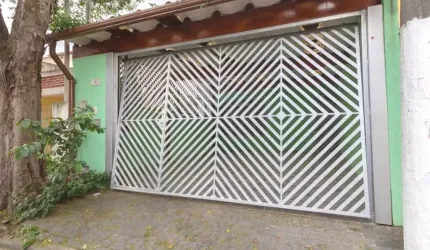EXCELENTE SOBRADO - LOCALIZAÇÃO PRIVILEGIADA