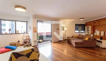 EXCELENTE APTO SEMIMOBILIADO - VARANDA - LAZER - LOCALIZAÇÃO PRIVILEGIADA