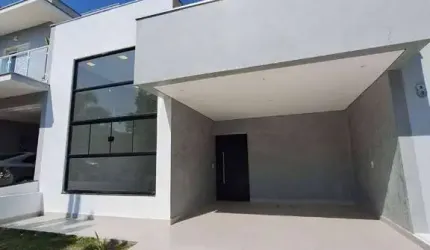 Casa com 3 d, 127 m² por R$ 0