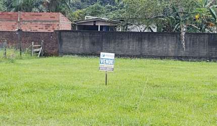 Terreno à venda no Centro, Guaraqueçaba  por R$ 400.000