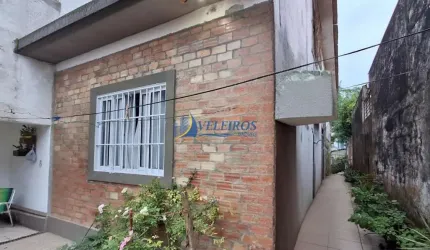 Casa com 8 quartos à venda na Claudionor Nascimento, 110, Serraria do Rocha, Paranaguá por R$ 1.200.000