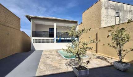 Casa com 3 quartos para alugar na Rua Zenon Pereira Leite, Alto São Sebastião, Paranaguá por R$ 8.500