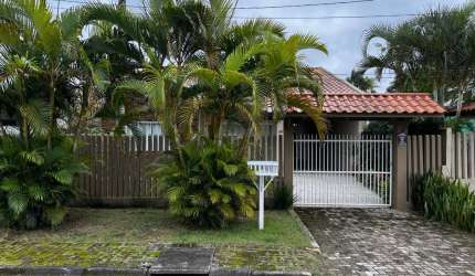 Casa com 3 quartos à venda na Rua Osíris Ricardo Dos Santos, 763, Balneário Betaras, Matinhos por R$ 980.000