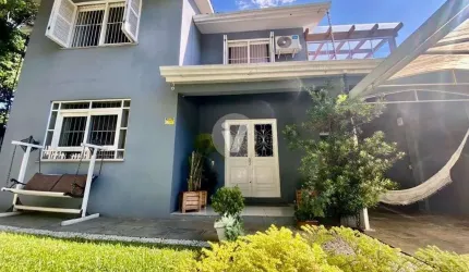 Excelente casa localizada no bairro Nossa Senhora de Lourdes na cidade de Santa