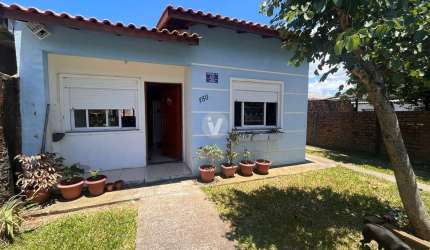 Casa 2 dormitórios bairro Camobi, Santa Maria-RS