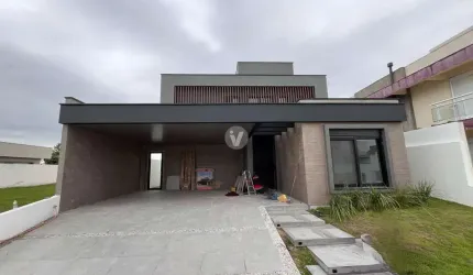Casa no condomínio Viareggio!