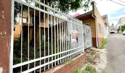 Ampla casa residencial/Comercial no centro de Santa maria, 4 dormitórios e duas