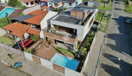 Casa com 3 quartos à venda na Agrimensor João Alves dos Santos, 135, Camobi, Santa Maria, 294 m2 por R$ 2.399.000