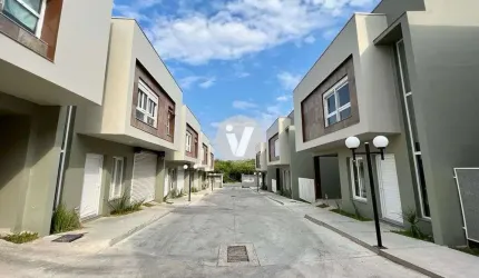 Casa 3 dormitórios com suíte no Residencial Magna Domus. Condomínio fechado.