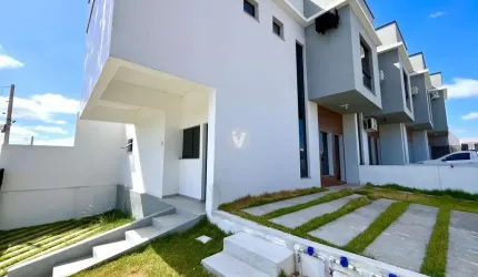 Sobrado com 04 dormitórios no Residencial Schons