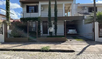 Linda casa no Bairro São José!