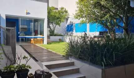 Casa Residencial + Casa Comercial