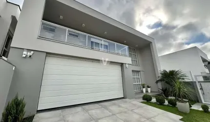 Casa Alto Padrão à Venda no Terras de Santorini!