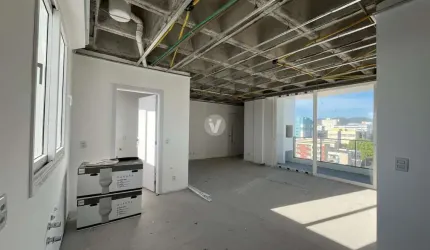 Apartamento no Centro com 2 dormitórios, 2 vagas e vista panorâmica!