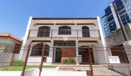 Sobrado 6 dormitórios no bairro N. Sra de Fátima