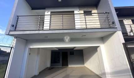 Casa 3 dormitórios com suíte em Camobi