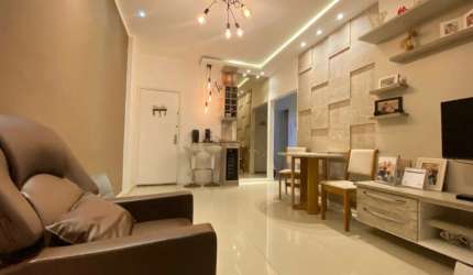 Apartamento 2 quartos quadra da praia de Icaraí