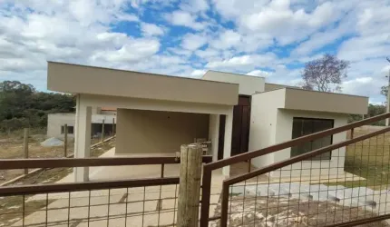 Casa em  Jaboticatubas, no condomínio estancia da mata