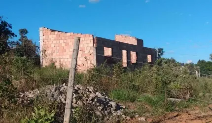Lote de 360 m2 em São José de Almeida