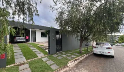 *Casa em Lagoa Santa em condomínio fechado