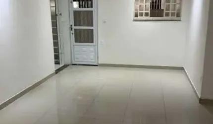 Apartamento com 2 quartos à venda na Rua Leocádio Figueiredo, Guadalupe, Rio de Janeiro por R$ 200.000
