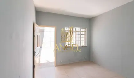 Casa térrea 2 dormitórios e 1 vaga - Água Rasa