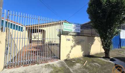 Casa Residencial com 3 quartos  para alugar, 60.00 m2 por R$1690.00  - Alto Boqueirao - Curitiba/PR