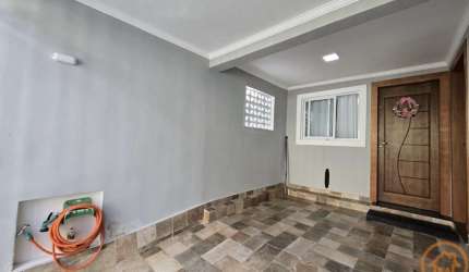 Sobrado com 4 quartos  à venda, 171.99 m2 por R$749000.00  - Boqueirao - Curitiba/PR