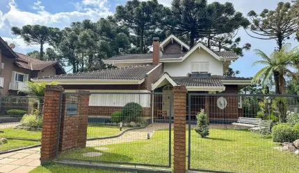 Casa para Venda no bairro Planalto em Gramado, 3 quartos, 2 vagas, 259 m² de área total, 259 m² privativos,