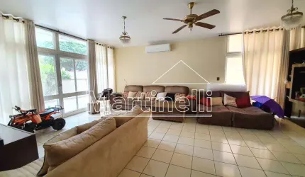 Casa térrea à venda no Condomínio Parque das Figueiras, próximo ao Parque Curupira - Ribeirão Preto/SP.