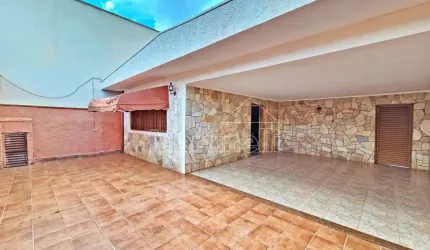 Casa térrea à venda, próximo à Avenida 13 de Maio - Ribeirão Preto/SP.