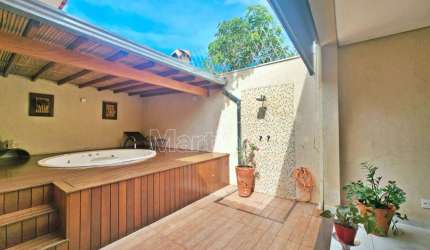Casa térrea mista à venda, próximo ao Cenourão - Ribeirão Preto/SP.