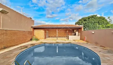 Casa térrea à venda, próximo à Av. Paranapanema - Ribeirão Preto/SP.