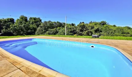 Sítio à venda - Cajuru/SP.