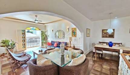 Casa Sobrado Padrão em Ribeirão Preto