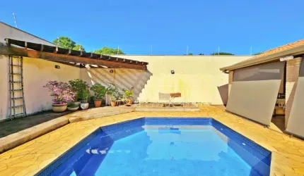 Casa à venda, próximo à City Pão - Ribeirão Preto/SP.
