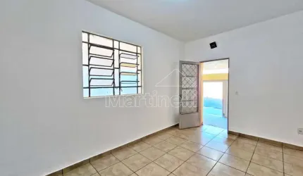 Casa térrea de 132m² de área construída para locação, próximo ao Savegnago Supermercados - Bairro Campos Elíseos, Ribeirão Preto/SP.