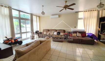 Casa térrea à venda no Condomínio Parque das Figueiras, próximo ao Parque Curupira - Ribeirão Preto/SP.