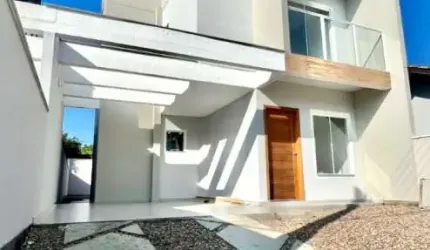 Casa com 3 dormitórios à venda no bairro Tapajós em Indaial/SC