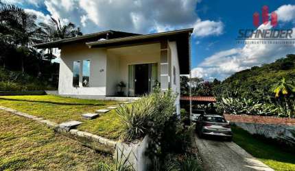 Casa com 2 dormitórios à venda no bairro Capitais em Timbó/SC