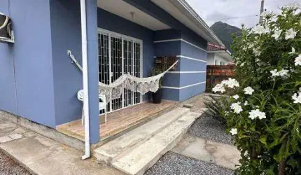 Oportunidade! casa com terreno grande na Guarda do/ Cubatão