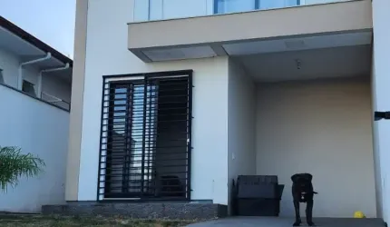 Lindo sobrado no Bela Vista ... Vista maravilhosa da sacada