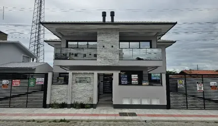 Apartamento com alto padrão a 100 metros da praia do sonho