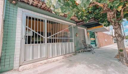Oferta!! Casa + Ponto Comercial  - Lagoa Nova