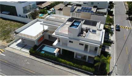 Luxuosa Casa Duplex 04 Suites no Condomínio Ponta Negra Boulevard