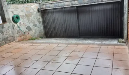 Casa à Venda no Bairro Vila Tibério – Ribeirão Preto