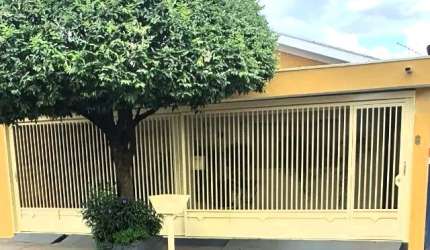 Casa à Venda R$ 350.000,00. Localização: Ipiranga, Ribeirão Preto - SP