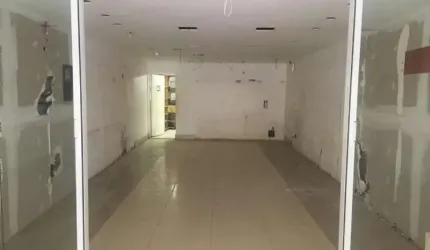 Ponto comercial com 3 salas para alugar na Rua Viúva Dantas, Campo Grande, Rio de Janeiro por R$ 18.000
