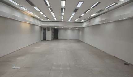 Ponto comercial com 3 salas para alugar na Rua Senador Câmara, 61, Santa Cruz, Rio de Janeiro, 210 m2 por R$ 13.000