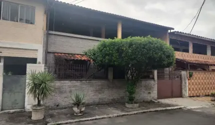 Casa com 2 quartos à venda na Rua Tenente Lauro de Santana Rosa, 124, Campo Grande, Rio de Janeiro por R$ 329.990